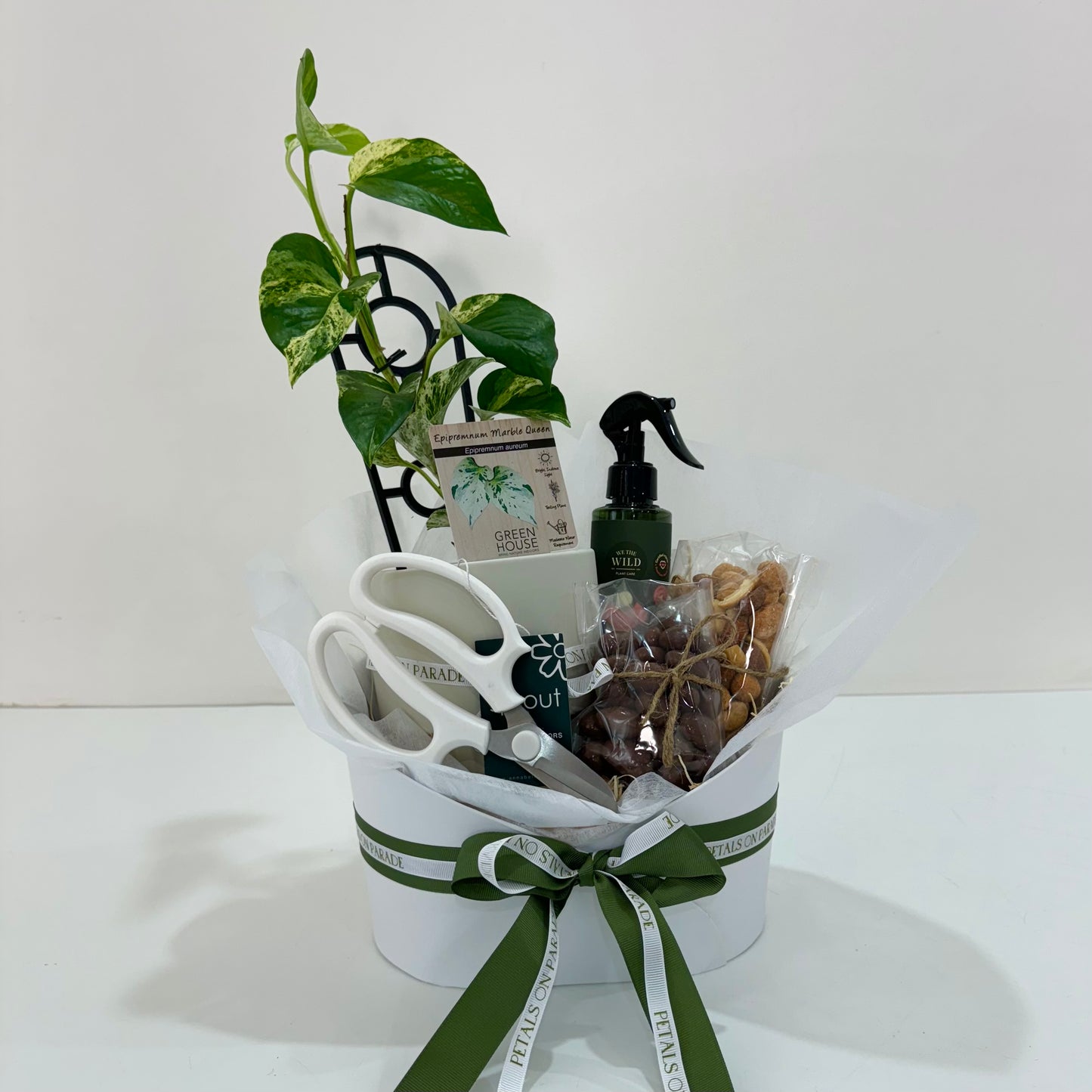 Green Thumb Hamper